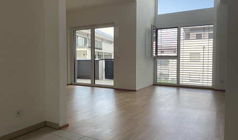 Modern apartment on 2 levels with spacious rooms