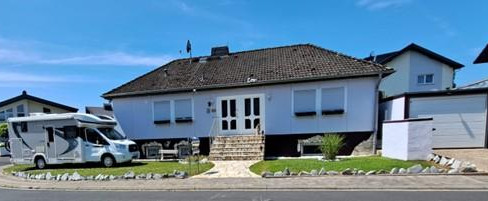Detached house in Neuberg