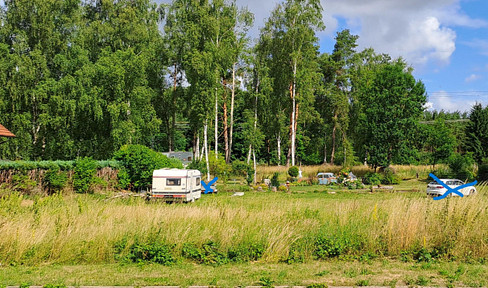 Developed building plot (pos. preliminary building application) + garden landscape near Fleesensee in the center of Silz