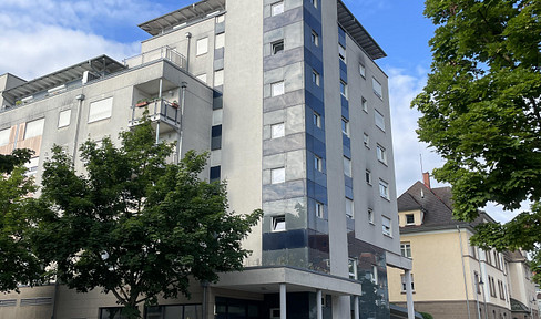 Modern 4-room apartment in a central location