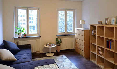 3 rooms in the old town near the main station