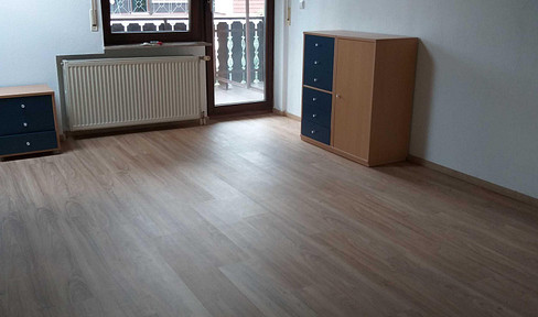 Quiet 2-room attic apartment
