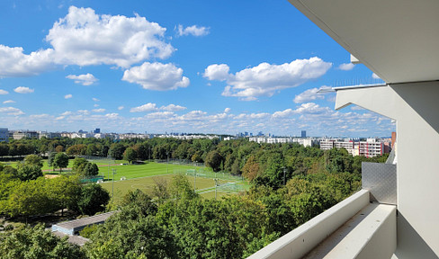 Free now! Expat welcome! 1,5 room apartment approx. 44 qm² with west balcony 10th floor, near PEP Neuperlach