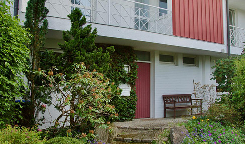 Krailling: Spacious and quiet mid-terrace house