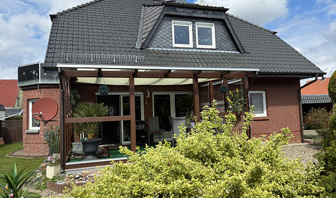 Großzügiges Einfamilienhaus mit Garten