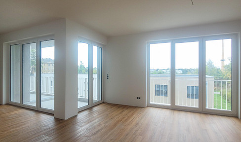 Modern 5-room apartment with underfloor heating and spacious balcony - first occupancy in new building