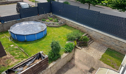 !Free of commission! 1-3 family/generation house with various possible uses for private / investors