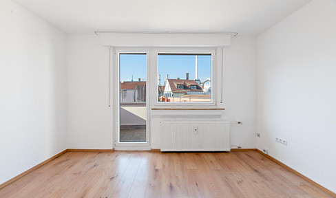Stylish living in Bad Cannstatt - 2-room dream with large roof terrace by the spa gardens