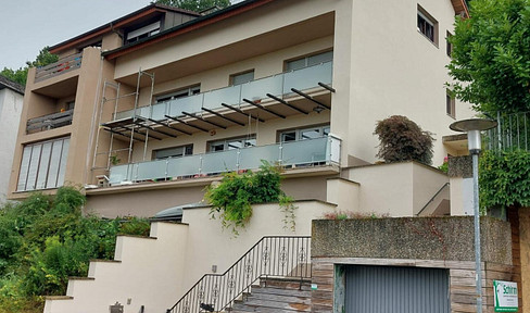 Charming apartment with Neckar view: Your dream home in a quiet location with an EBK, garden and garage!