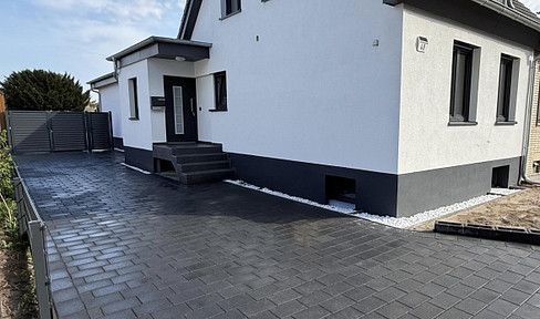 Refurbished semi-detached house with scope for design - Hamburg-Heimfeld