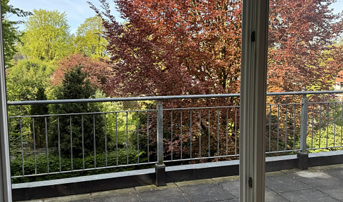 4-room apartment on two floors with roof terrace in HH-Bergstedt