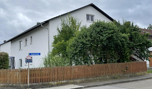 Spacious EFH in a quiet residential area in Pfeffenhausen