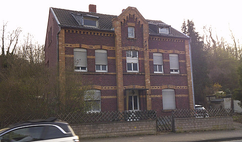 Inden-Lucherberg MfH-3 residential units approx. 200 m² Renovation house