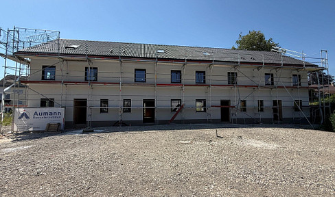 Neubau KFW 40-QNG Plus Reihenmittelhaus im Ortskern von Dettingen