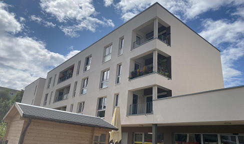Altersgerechtes Wohnkonzept -  2 Raum Wohnung am Drosselberg mit Balkon und Fahrstuhl