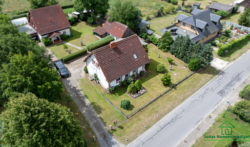 Detached house with garden - commission-free for the buyer