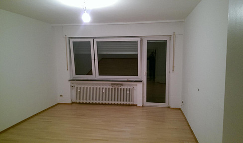 Bright 3-room apartment with 2 balconies in Karlsruhe - available from 01.09.