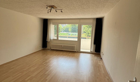 Bright 2-room apartment with balcony & fitted kitchen - available now!