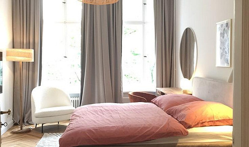 Renovated apartment in old building in sought-after location