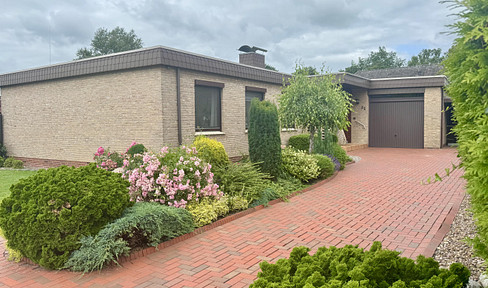 Traumhaftes Wohnen im Flachdach-Bungalow an der Unterweser