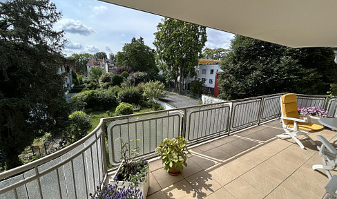 Commission-free 3.5-room apartment with large balcony in a quiet location in Eschersheim