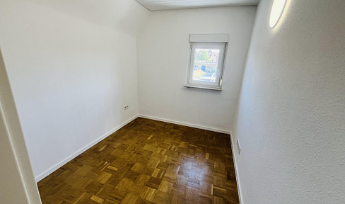 Renovated shared room with 600 Mbit/s high-speed internet (shared flat for 6 people)