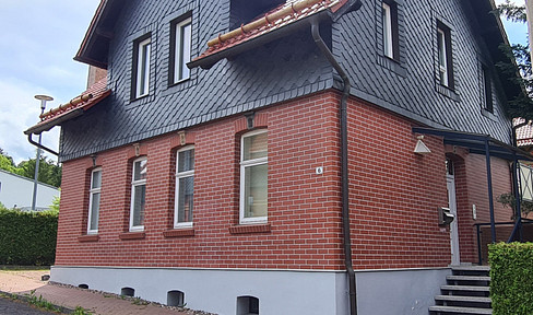 Wohnung in saniertem EFH mit Garten in zentraler Lage in Suhl