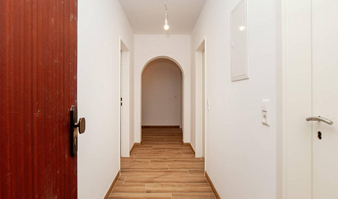 Great approx. 100 sqm apartment in Grünwinkel Altfeldstrasse