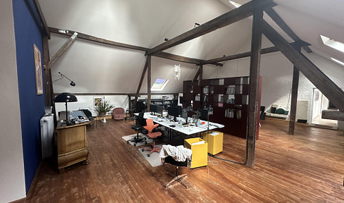 Loft / Training 1st floor / Stylishly furnished / Krefeld Forstwald