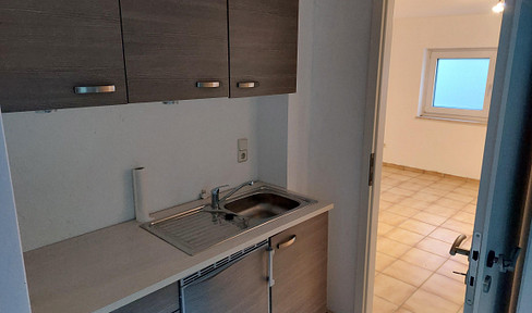 Hobby room / office / small condominium in Remscheid Reinshagen incl. fitted kitchen & underground parking space