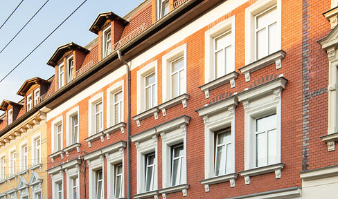 Südstr. 35 // möblierte 3-Zimmerwohnung im 2 OG plus sonnigem  Balkon in ruhiger Wohnlage