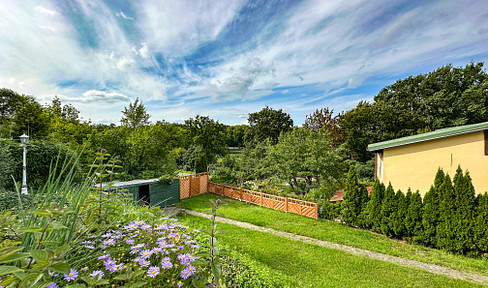 Charming house for two with lots of extras!