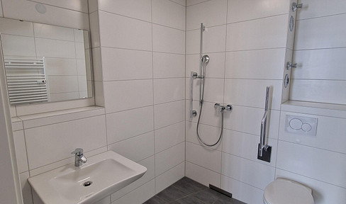 Moderne, barrierefreie 1-Zimmer-Wohnung mit Balkon in Nabburg – ideal für jedes Alter