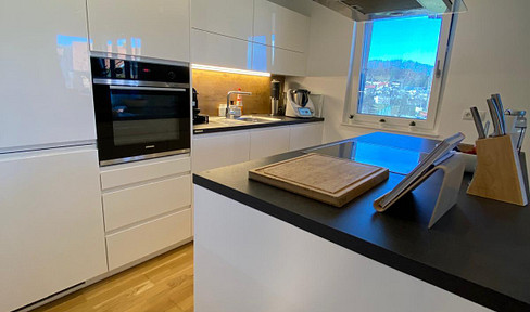 Exclusive 3-room apartment with large balcony & 2 parking spaces - living in the heart of Mattsee