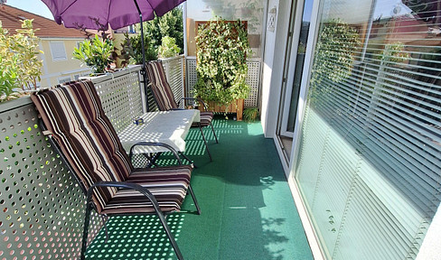 Thermensiedlung Oberlaa  Helle 2 1/2 Zimmer Wohnung mit großer, offener Loggia mit Blick ins Grüne!