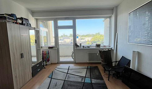 Bright, commission-free 2-room apartment for owner-occupiers or investors in Berlin-Wilmersdorf