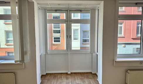 Commercial space approx. 85 sqm in the center of Schwerin, commission-free