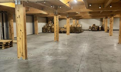 Gewerbehalle zu vermieten