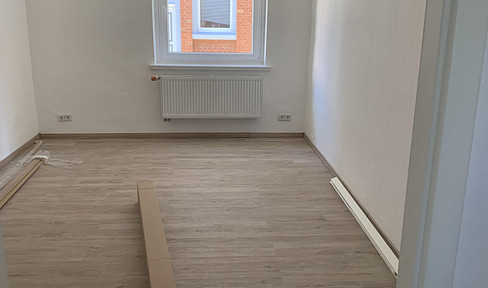 First occupancy after renovation in the university quarter (Zimmerstrasse), suitable for shared apartment