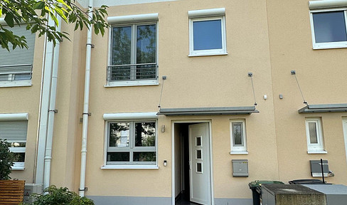 Home for sale - Family-friendly low-energy mid-terraced house in sought-after location