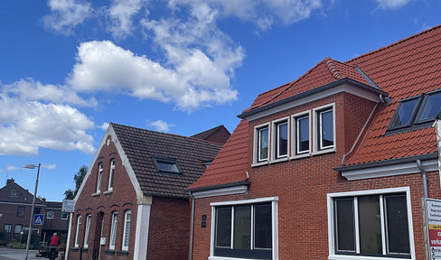 New 80 m² attic apartment in the middle of the city