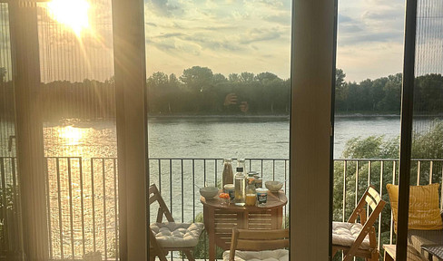 Prime location with direct view of the Rhine - fully furnished