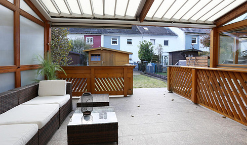 Newly renovated mid-terrace house - move straight in and make new memories
