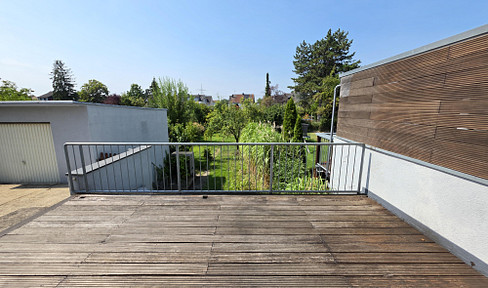 Welcome home - Semi-detached house in Cologne-Höhenhaus - commission-free