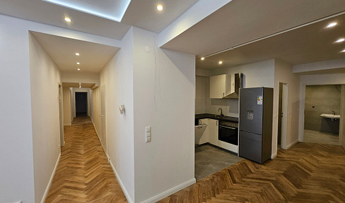 Practice/commercial - approx. 155m² - Schöneberg - Luxuriously renovated - No commissionr
