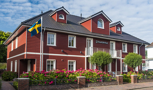 High-yield vacation home on the North Sea commission-free