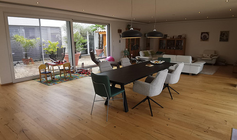 Exclusive living - modern living ambience with terrace and atrium - for rent commission-free