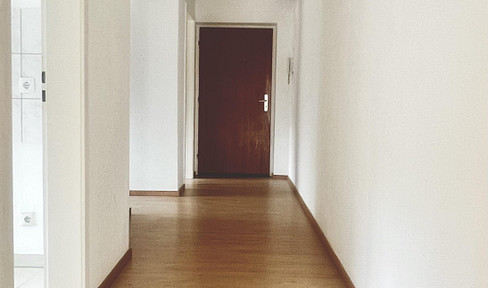 3.5-room apartment with balcony and good connections in Stuttgart-Mühlhausen