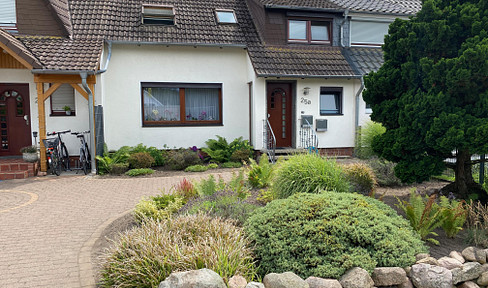 Großzügiges Reihenmittelhaus mit Garten & Garage in zweiter Reihe am Mittellandkanal