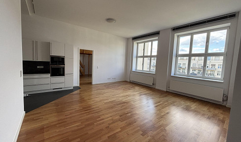 Provisionsfrei- Hochwertige 3-Zi.-Wohnung inkl. Stellplatz